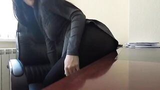 Mini Diva caressed herself in the pants and came in the office