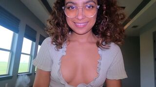 This is the type of pussy to worry about!!! - TheStartOfUs
