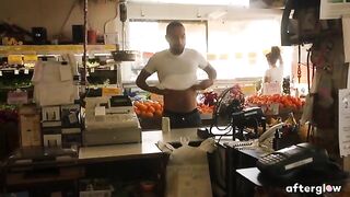 The couple has a passionate sex in public, with Mickey Mod engaging in intimate acts with the pregnant Maxine Holloway