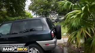 The sexy babe Anna Chambers got into the Bang Bus in Miami