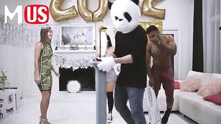 Violet Myers gets her fat ass railed by Troy Francisco in a steamy Jerkaoke twist
