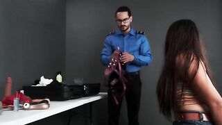 TSA agent found a toy in the bag of a naughty traveler and fucked her