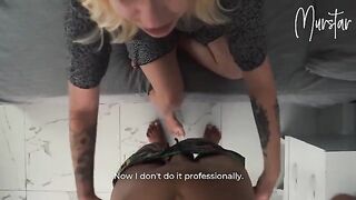 A hot girl met a guy from the cleaning company and got intimate
