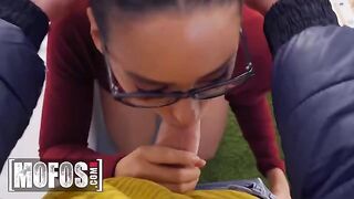 Andreina DeLuxe is smoking hot, and she lets Jordi study her tits and ass for cash