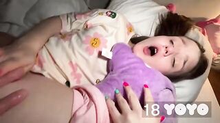 My stepsister loves getting her pussy roughy pounded and creampied