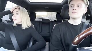A hot blondie paid for the taxi ride with her mouth