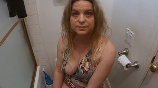 Stepmom helps her stepson to make a sperm sample