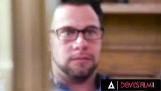 Busty Skylar Vox gets her pussy destroyed in hardcore office sex
