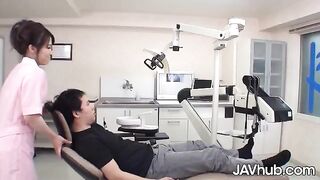 The dentist screwed his patient Mao Chinen in hardcore action