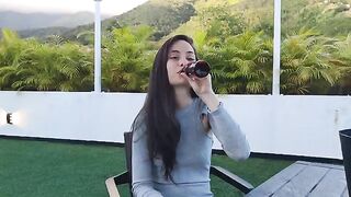 I got my stepmom's 18-year-old collagen-filled pussy stuck and fucked