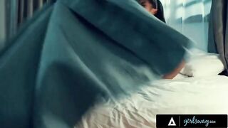 Kendra Spade and Alina Lopez in passionate scissoring action