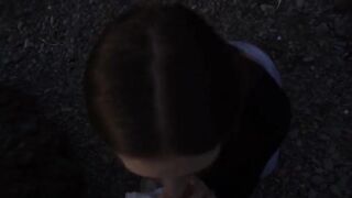 A girl decided to suck a guy’s cock on the beach and their friends spotted them
