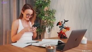 A hot girl squirts while learning Spanish, showcasing her wet pussy in action