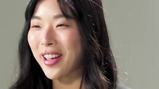 How do women reach orgasm? Learn about it with hot Korean teen Elle Lee