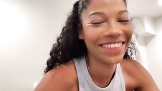 I hooked up with my sister's best friend, it was hot