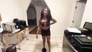 A stepdaughter with an anal addiction gets fucked by her stepdad in a steamy encounter