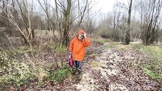 My husband has a huge cock, he fucked my ass by the river
