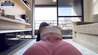 My personal trainer tore my pants and fucked me without protection
