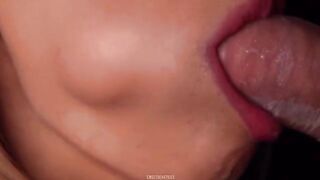 A young girl broke the condom while sucking and got all the cum in her mouth