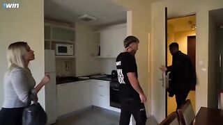 The girl from the famous channel Villa Anderson has a great ass - Anal Creampie