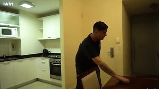 I managed to seduce my friend's stepsister and she was amazing!