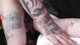 First MFM threesome with Mr.BWC for HotMessJessXXX in a steamy homemade scene