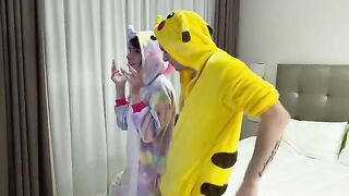 The stepsister kneaded her after TikTok video recording