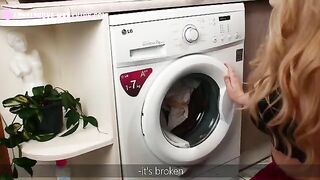 A big ass wife got stuck, but still got anal creampie and cumshot in mouth