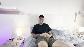 The guy fucks his sister-in-law before his girlfriend arrives, in a steamy scene