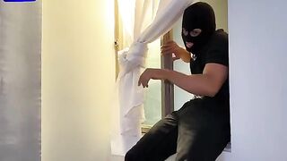 The masked thief broke into the house of Colombian MILF Lina Henao
