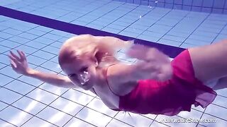 Babe Helen took a swim in the pool without any swimming suit