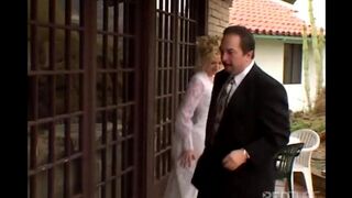 The bride rehearsed with the best man in pantyhose