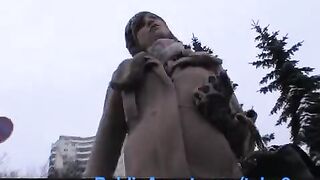 A girl from the street for money does blowjob