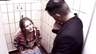 The guy fucked girl in the toilet booth of the club