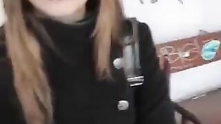 The girl does not mind to do a blowjob in public places