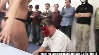 An abnormal model with a filthy mouth, diving into rough and intense scenes
