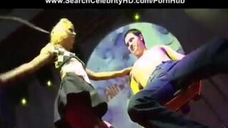 A girl is fucking in the club, it's like a porn show