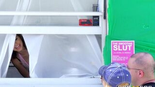 A hot chick was fucked by her boyfriend in a mobile diner