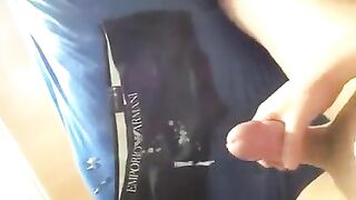 The guy did not cum while jerking off, the sperm did not fly out of his dick
