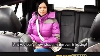 The taxi driver fell asleep with a client in the car