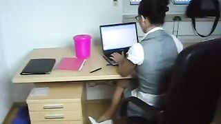 A young secretary was fucked by her boss directly in the office