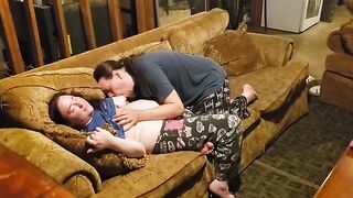 An expert in cunnilingus brings the BBW to several orgasms