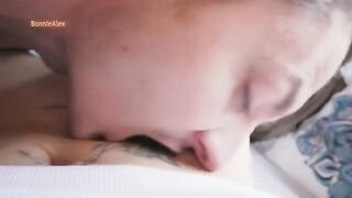 The couple reaches the maximum pleasure together with intense intimacy