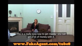 Friends arranged a sex casting for a girl on the couch