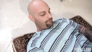 Nurse with big natural tits helped the man with erection problems