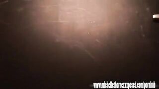 The man spied under the skirt of a mature woman in eporn