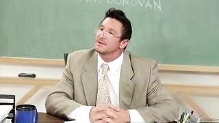 The student received a good mark from the teacher after intimacy