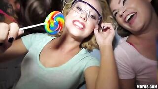 The woman did not lag behind in sex with several guys