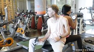 Girl takes a big dick and starts to pump it like a gym workout