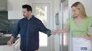 A dad is having fun with a sorority slut in an intimate setting
